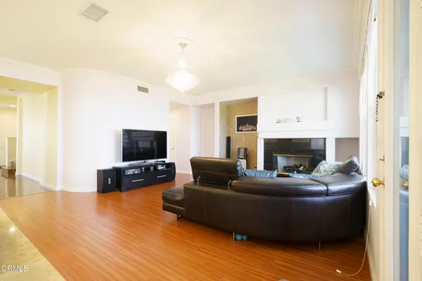 $1,780,000 | 11071 North Tamberly Lane, Los Angeles, CA 91042