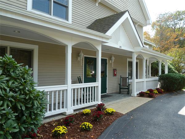 140 Lincoln Road, Unit 212 Lincoln, MA 01773 - Photo 3 of 19 Gallery Image 3
