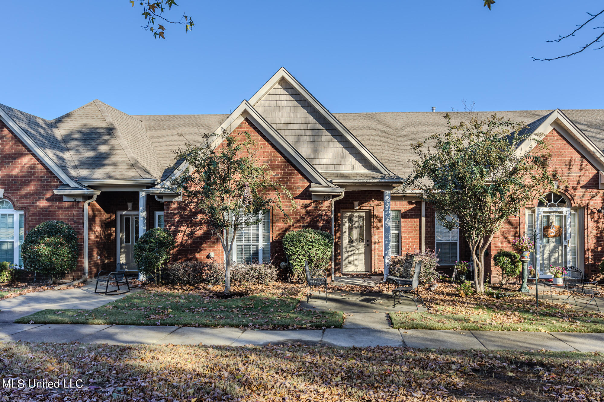 849 Cardinal Lane Hernando, MS 38632 - Photo 1 of 19 jlance-849 Cardinal Lane-S-239364sj_01