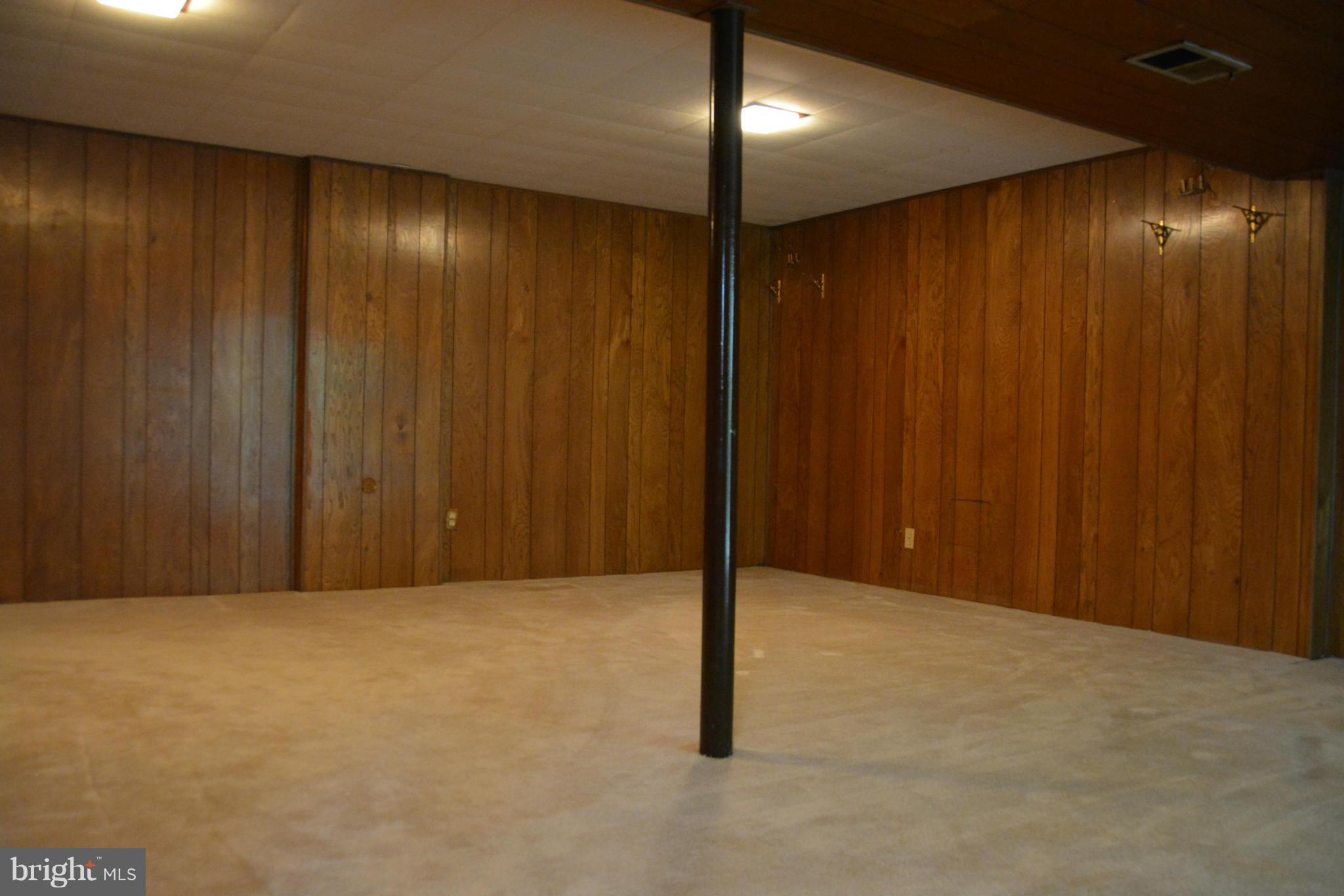 8702 Clydesdale Road Springfield, VA 22151 - Photo 14 of 17 a view of an empty room