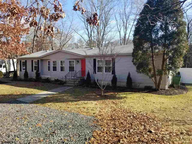 $2,695 | 313 Zion Road, Egg Harbor Township, NJ 08234
