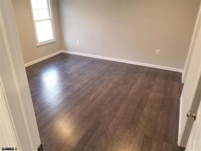 $2,695 | 313 Zion Road, Egg Harbor Township, NJ 08234