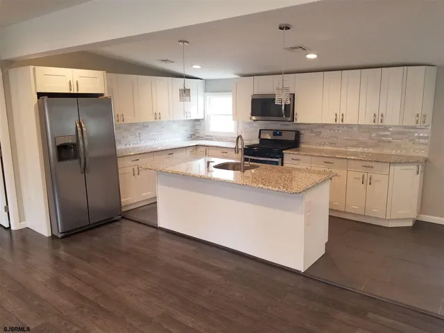 $2,695 | 313 Zion Road, Egg Harbor Township, NJ 08234