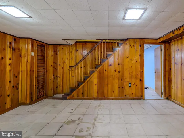 $254,900 | 234 Hampden Road, Upper Darby, PA 19082