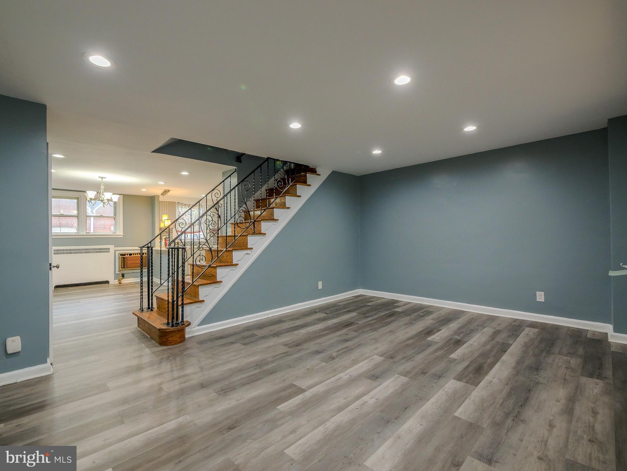 234 Hampden Road Upper Darby, PA 19082 - Photo 2 of 19 Living Room