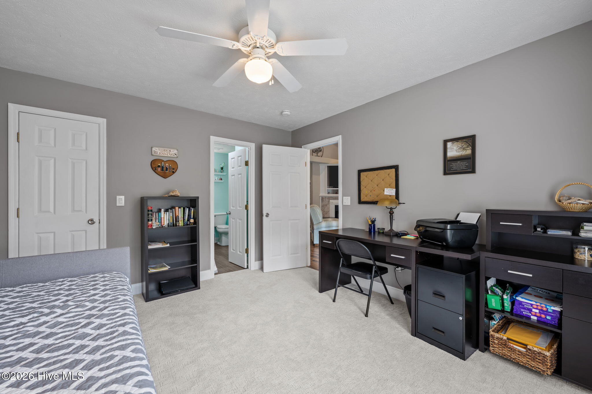 412 Neuchatel Road New Bern, NC 28562 - Photo 22 of 43 Guest Room/Offic