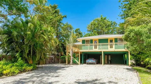 $474,950 | 4530 Murdock Avenue, Sarasota, FL 34231