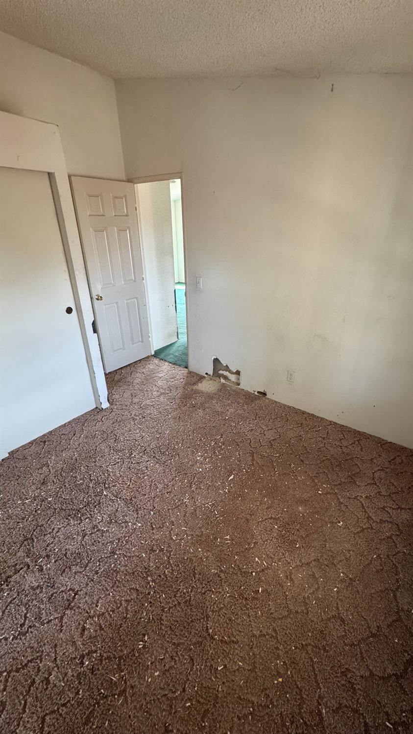 11086 Kelly Street Mojave, CA 93501 - Photo 8 of 10