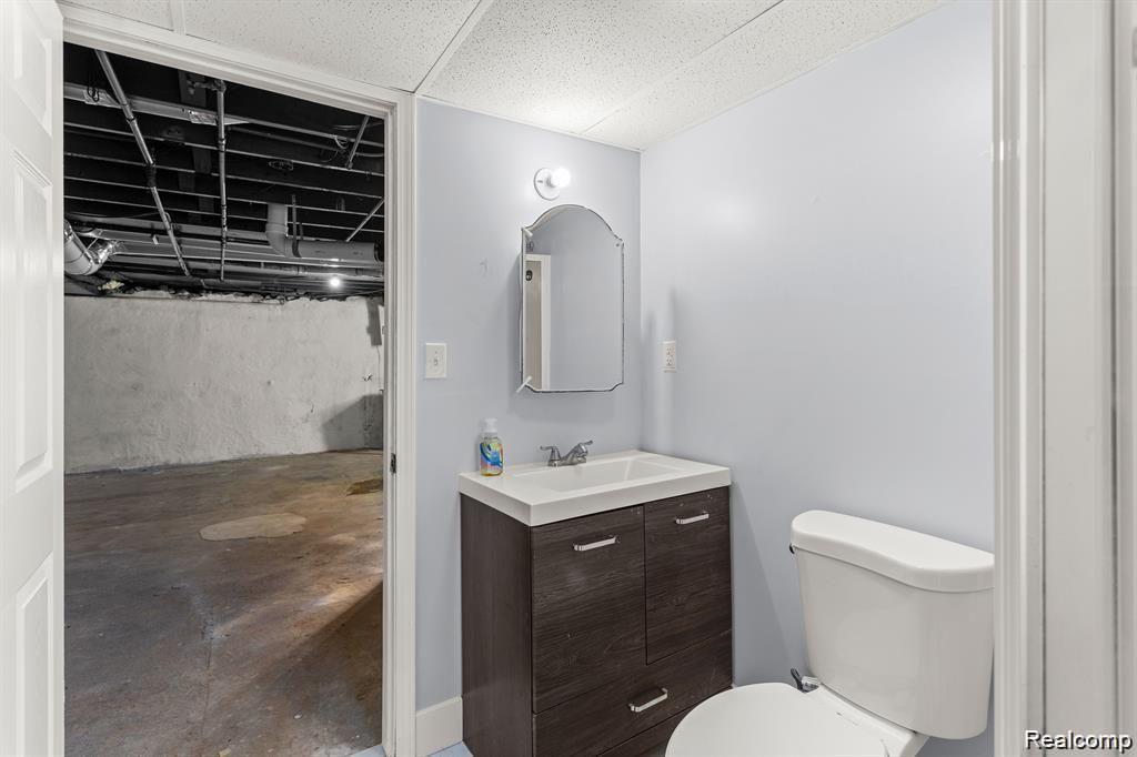 4036 North Linden Road Flint, MI 48504 - Photo 17 of 19