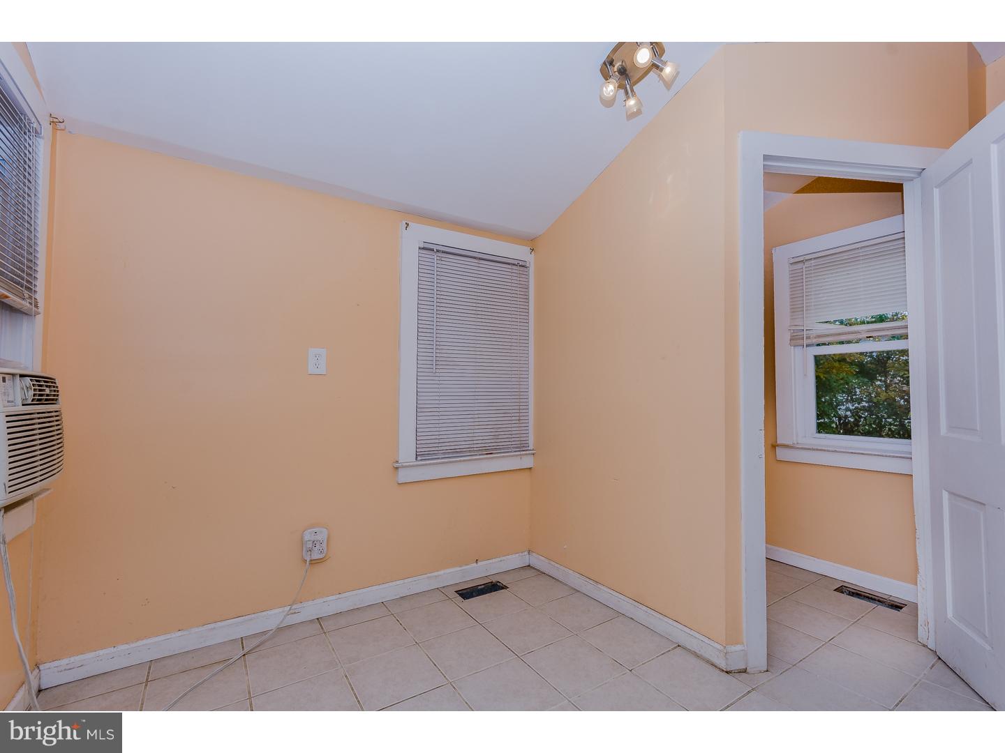459 Chews Landing Road Sicklerville, NJ 08081 - Photo 14 of 25 Gallery Image 14