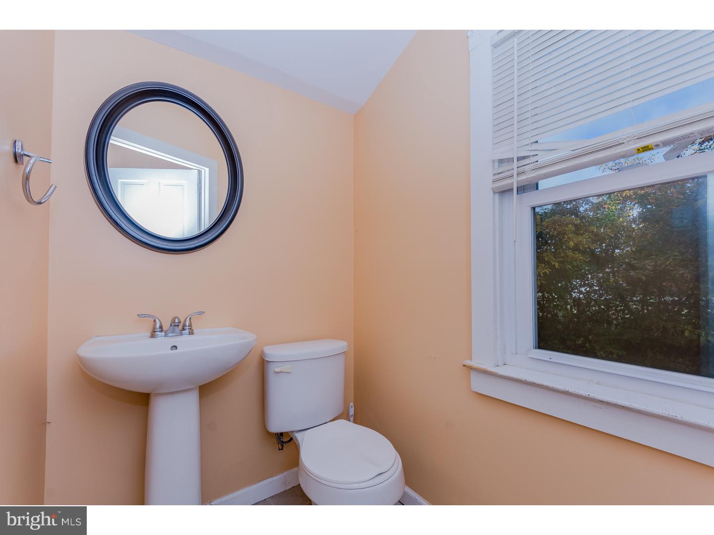 459 Chews Landing Road Sicklerville, NJ 08081 - Photo 15 of 25 Gallery Image 15