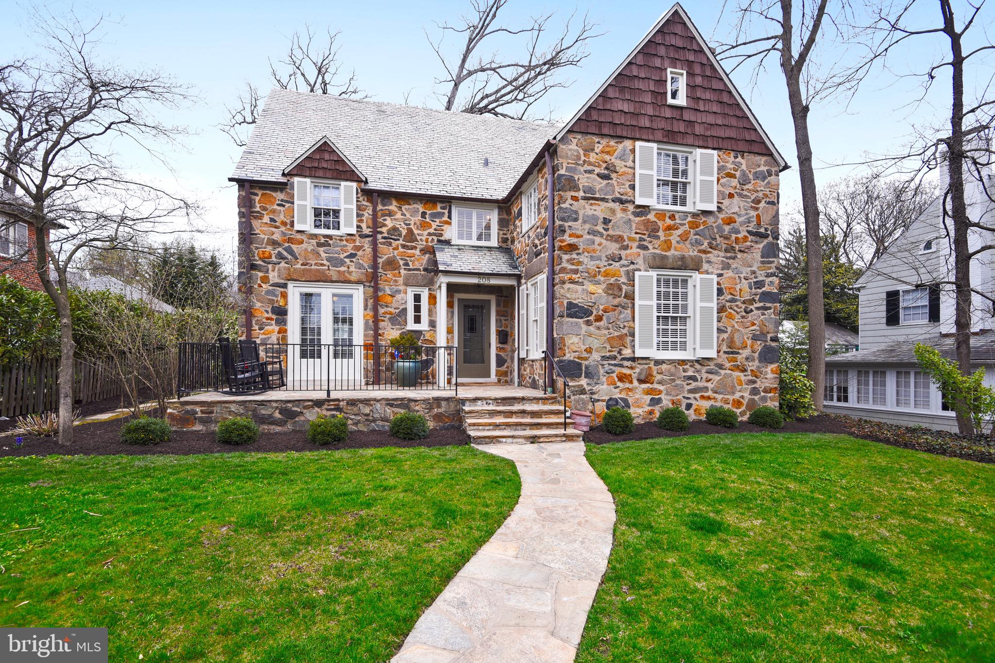 208 Tunbridge Road Baltimore, MD 21212 - Photo 1 of 32