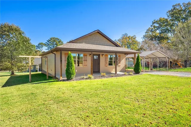 $1,575 | 300 Cottage Hl Court, Seneca, SC 29678