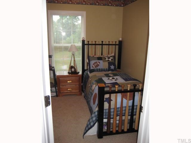 408 Firefly Road Holly Springs, NC 27540 - Photo 8 of 10 Gallery Image 8