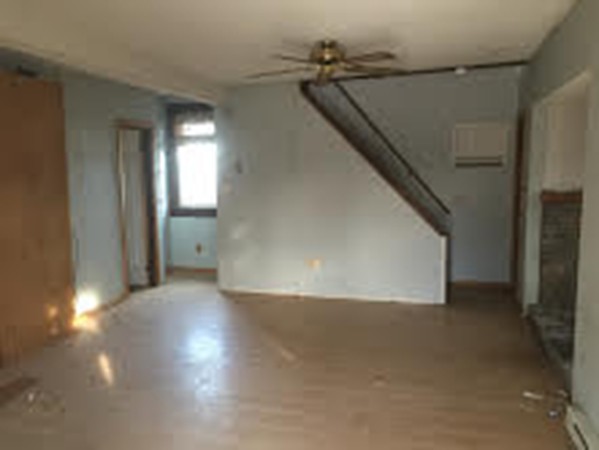 395 Cold Spring Avenue West Springfield, MA 01089 - Photo 2 of 5 Gallery Image 2