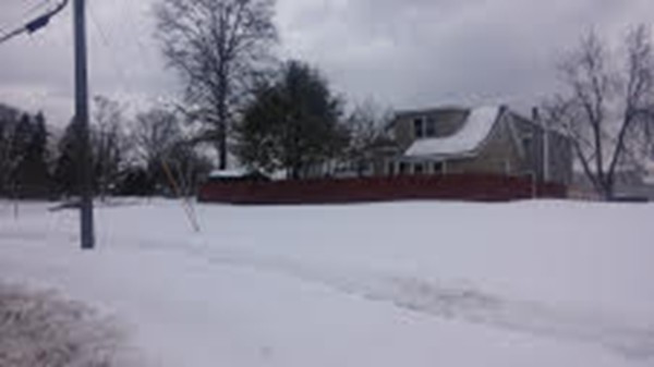395 Cold Spring Avenue West Springfield, MA 01089 - Photo 4 of 5 Gallery Image 4