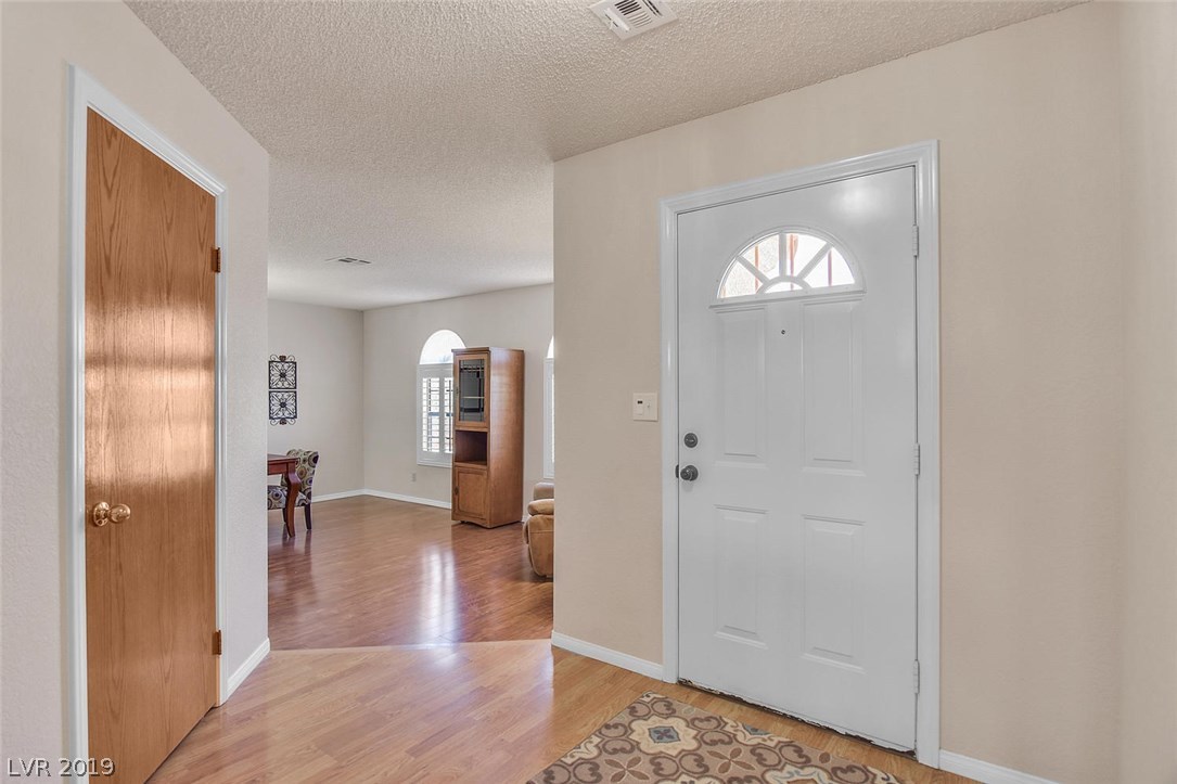 525 East Fairway Road Henderson, NV 89015 - Photo 4 of 15