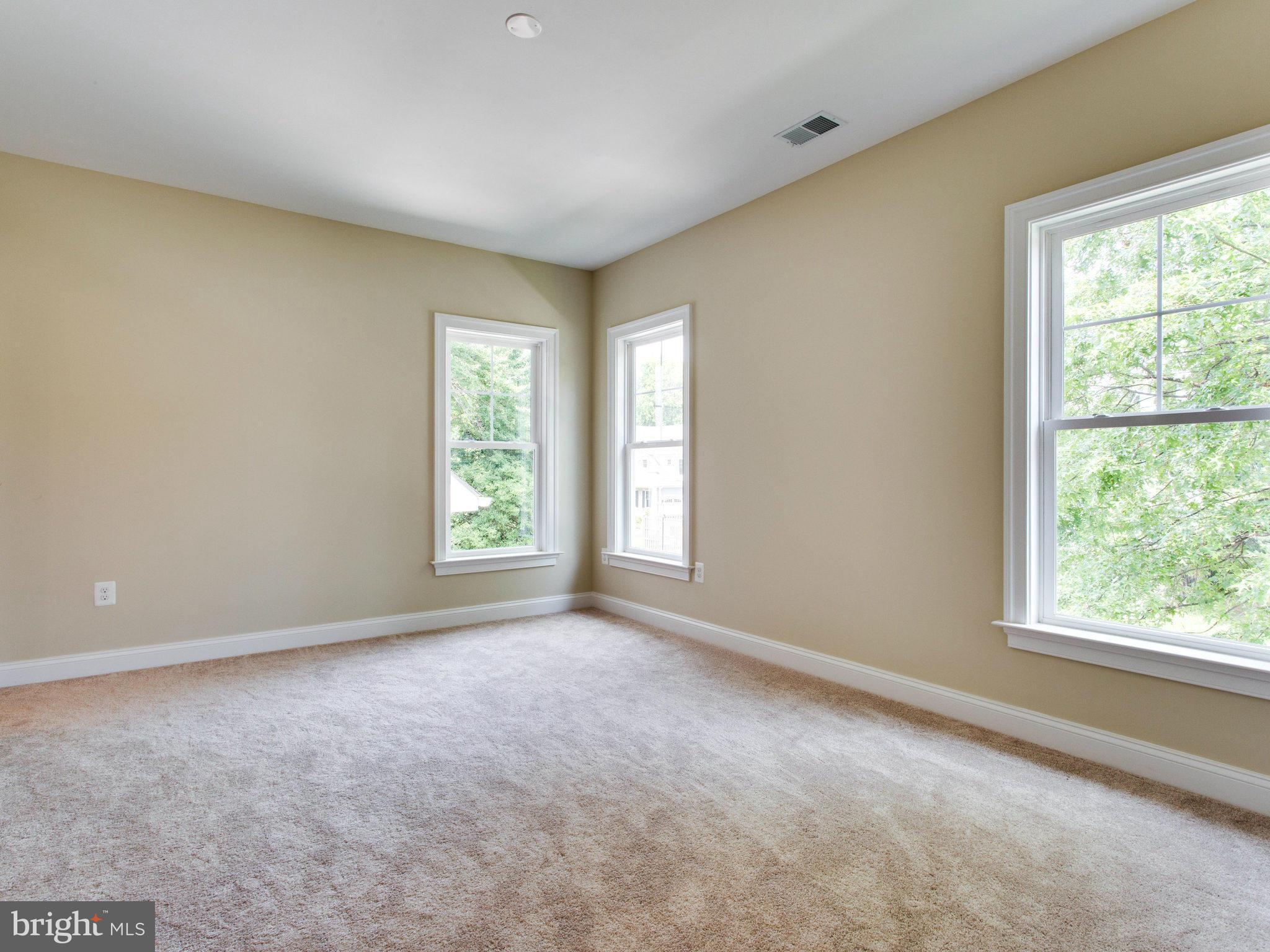 501 Tapawingo Road Southwest Vienna, VA 22180 - Photo 22 of 30 Bedroom 2