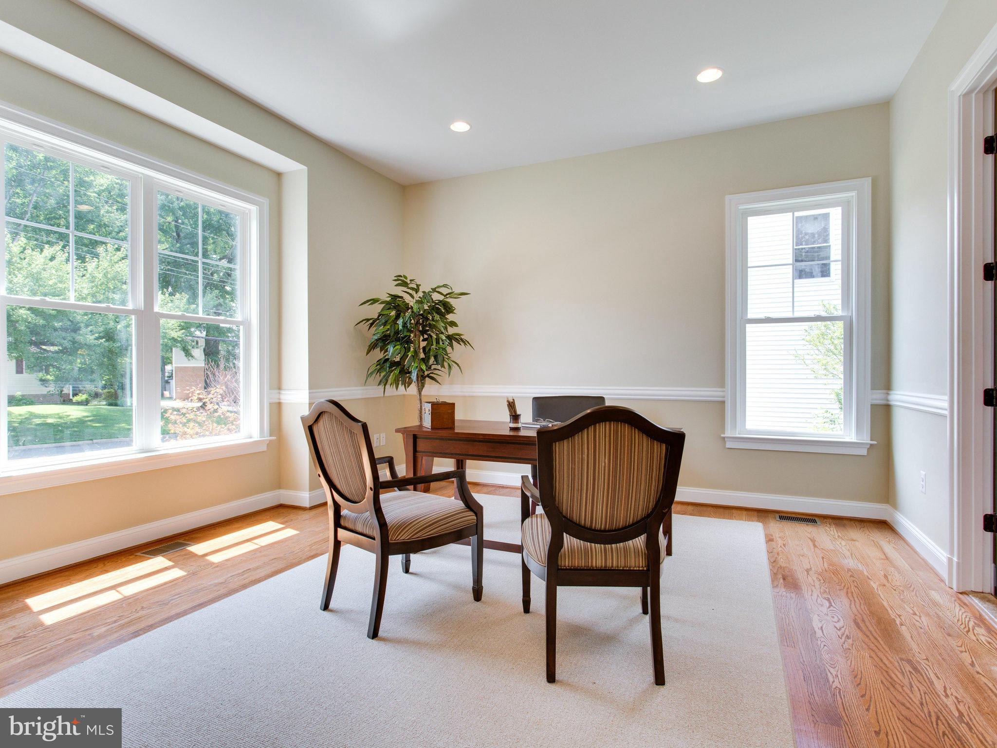 501 Tapawingo Road Southwest Vienna, VA 22180 - Photo 4 of 30 Study