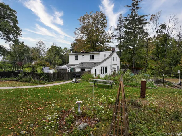 a house view with a outdoor space