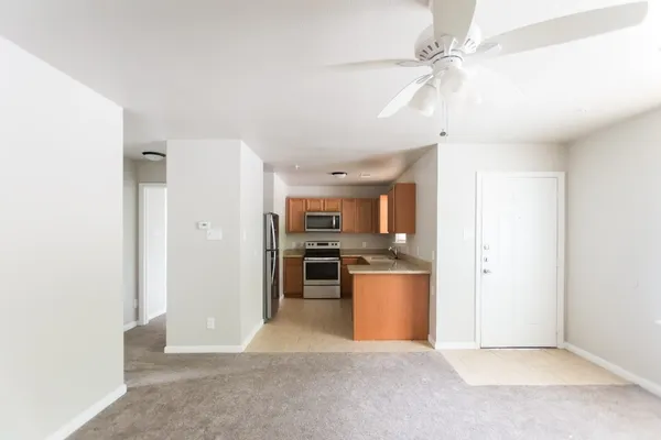 $950 | 1000 Foster Drive, Unit 4A, Conroe, TX 77301