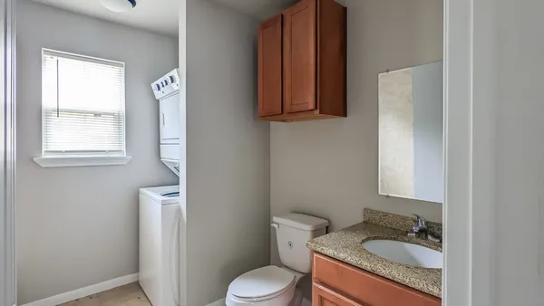 $950 | 1000 Foster Drive, Unit 4A, Conroe, TX 77301