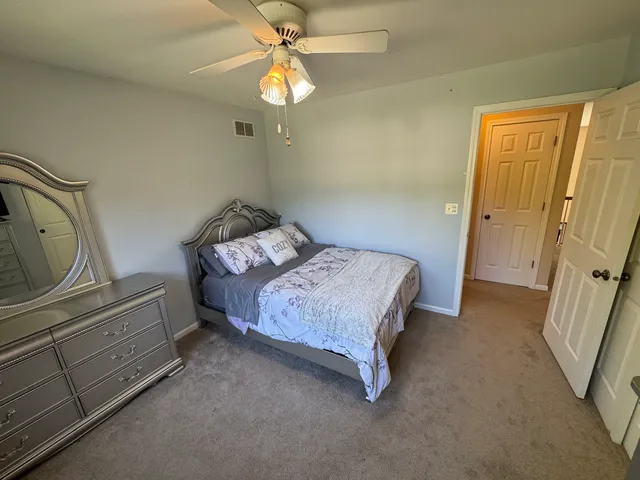 $649,900 | 6414 Kingsbridge Drive, Cary, IL 60013