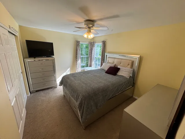 $649,900 | 6414 Kingsbridge Drive, Cary, IL 60013