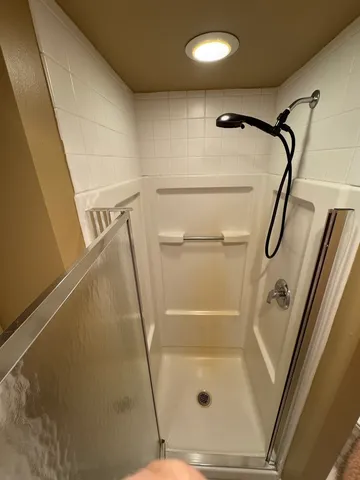 $649,900 | 6414 Kingsbridge Drive, Cary, IL 60013