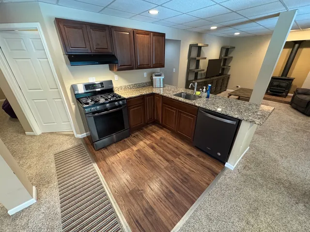 $649,900 | 6414 Kingsbridge Drive, Cary, IL 60013