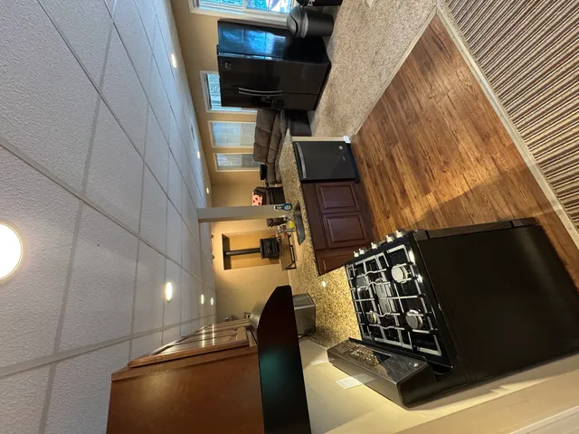 $649,900 | 6414 Kingsbridge Drive, Cary, IL 60013