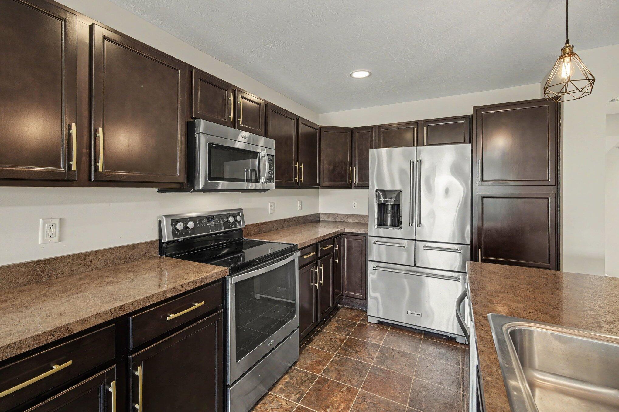 6069 Boulder View Cold Spring, KY 41076 - Photo 10 of 23 Kitchen