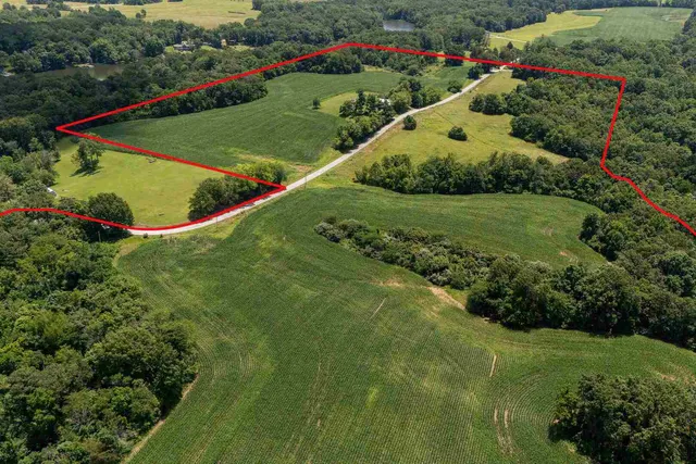 $540,000 | 1080 Zion Road, Carbondale, IL 62902