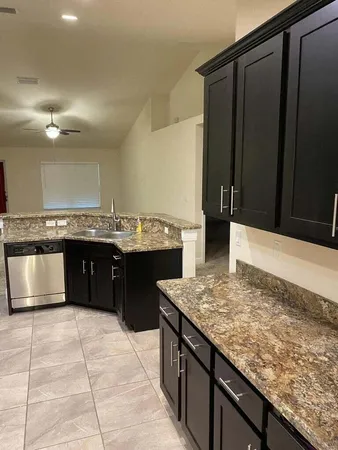 $2,900 | 5910 Northwest Java Court, Port St. Lucie, FL 34986