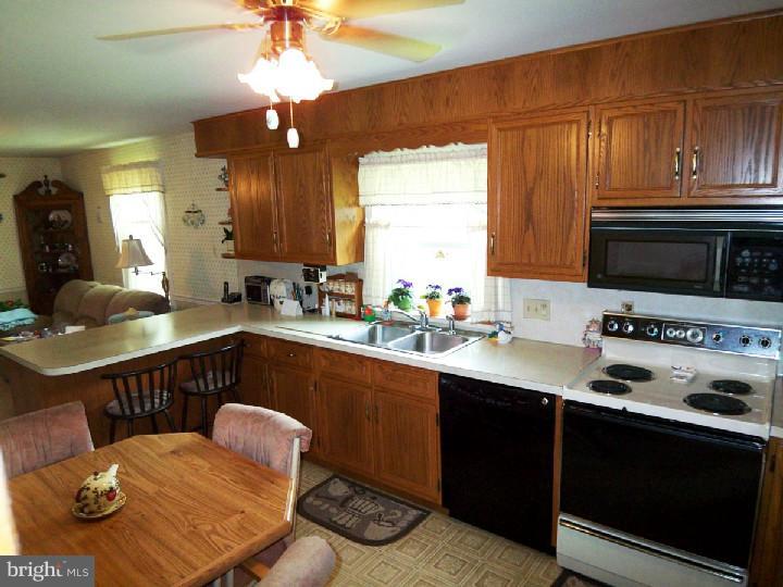 101 Parkside Avenue Reading, PA 19607 - Photo 12 of 21