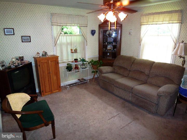 101 Parkside Avenue Reading, PA 19607 - Photo 8 of 21