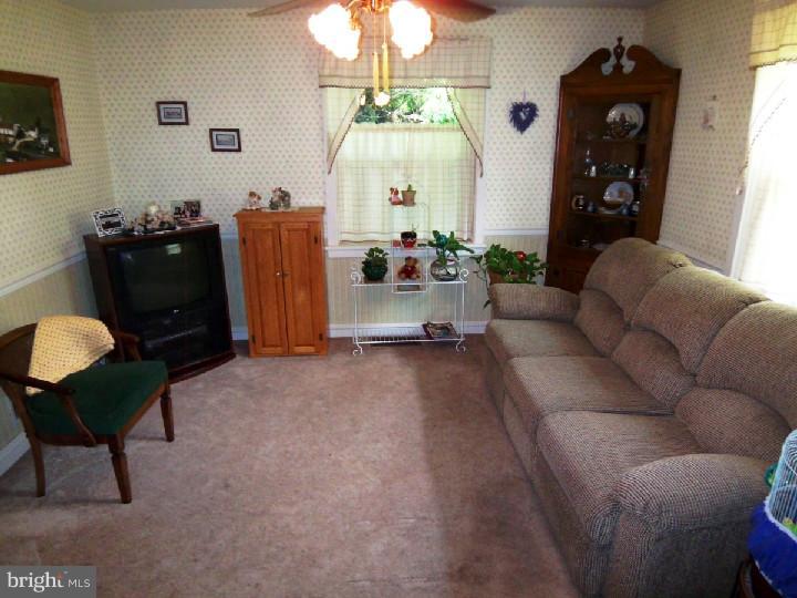 101 Parkside Avenue Reading, PA 19607 - Photo 9 of 21