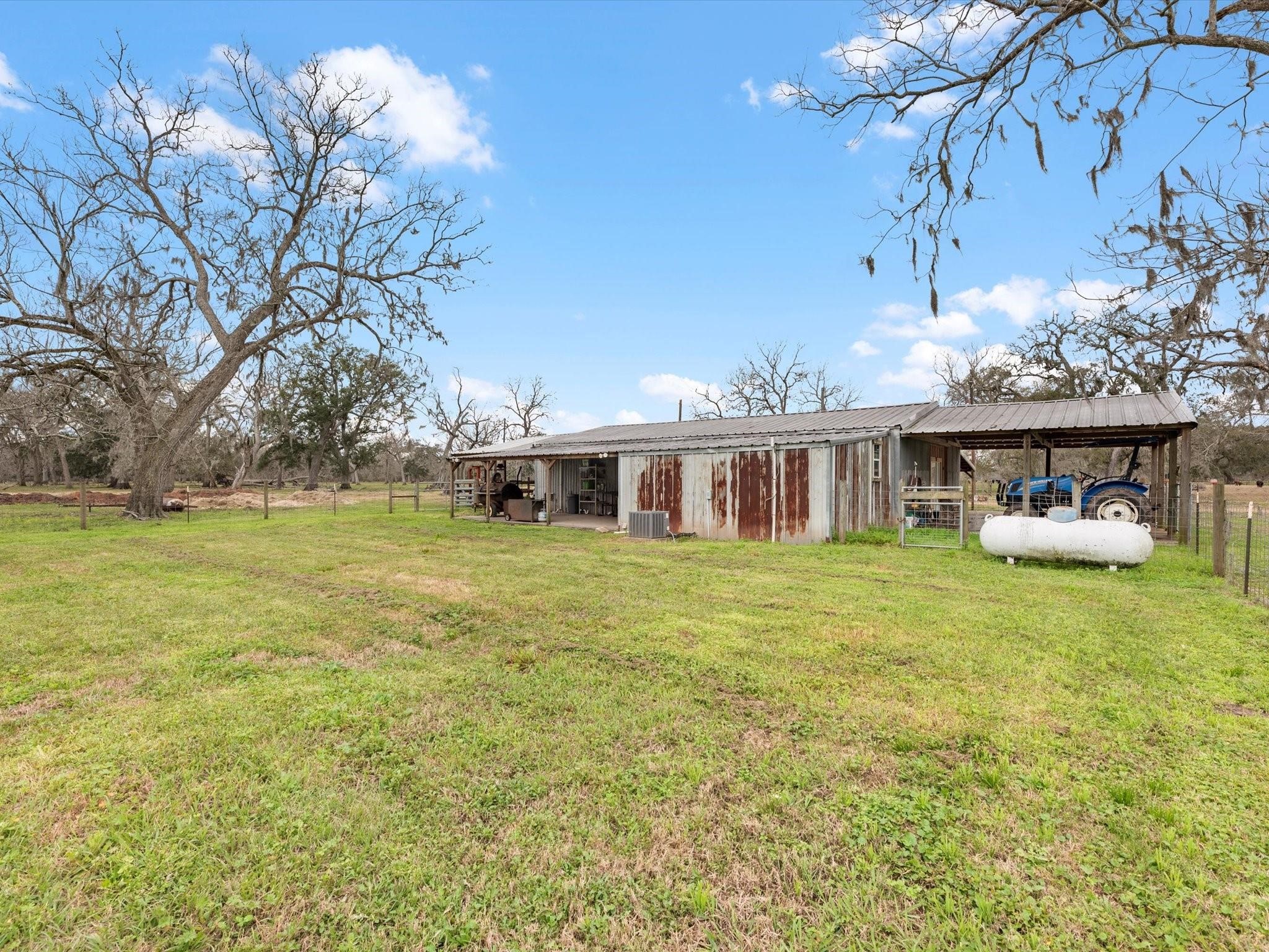 5013 U-Pond Drive Angleton, TX 77515 - Photo 7 of 8