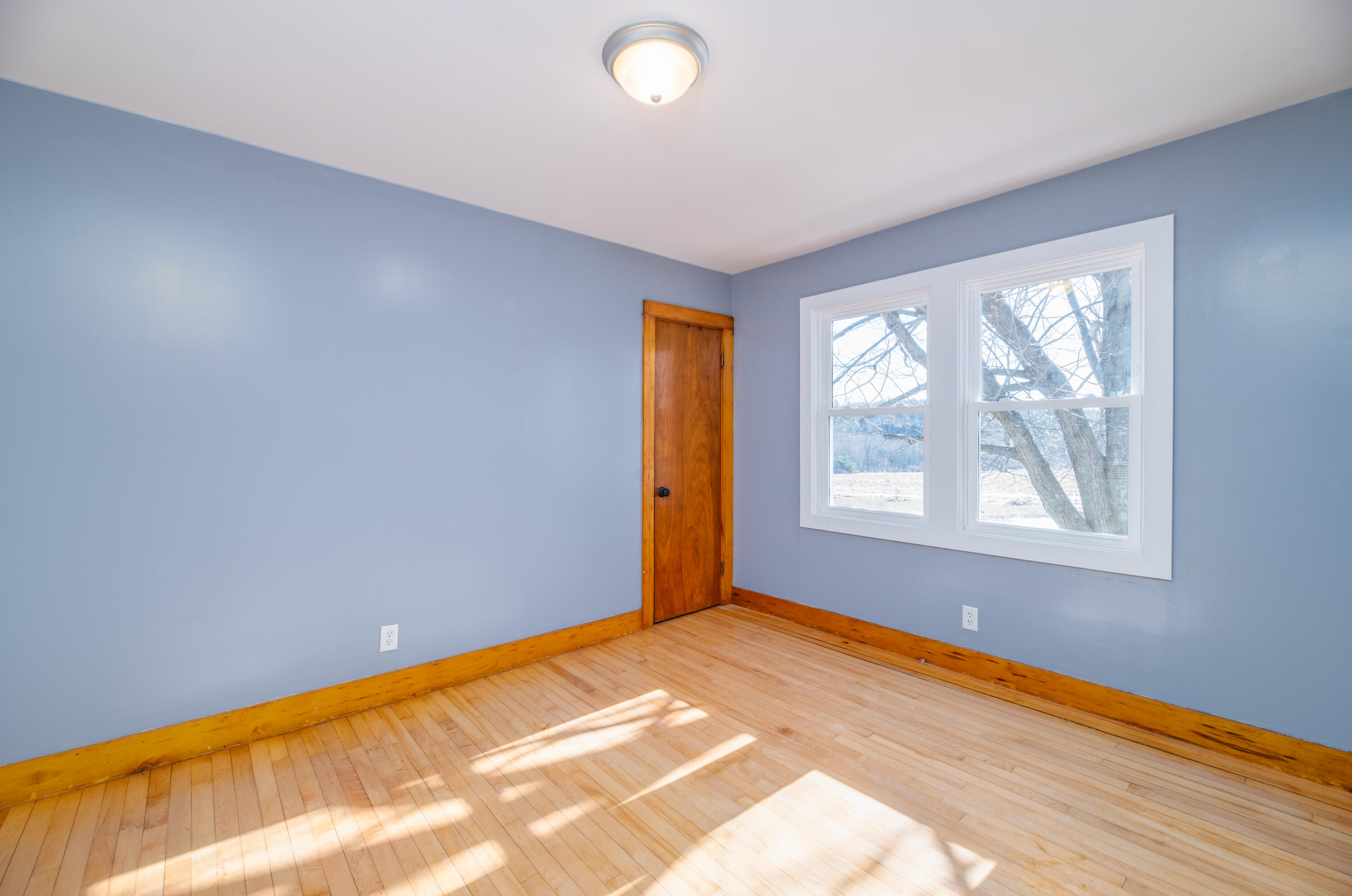 110 Whitefield Road Pittston, ME 04345 - Photo 9 of 23 Interior7