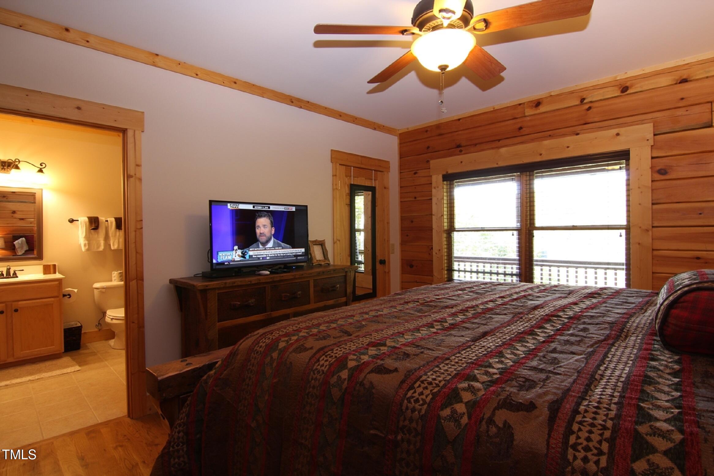 832 Rivers Edge Drive Boone, NC 28607 - Photo 10 of 24 14a bed mK2