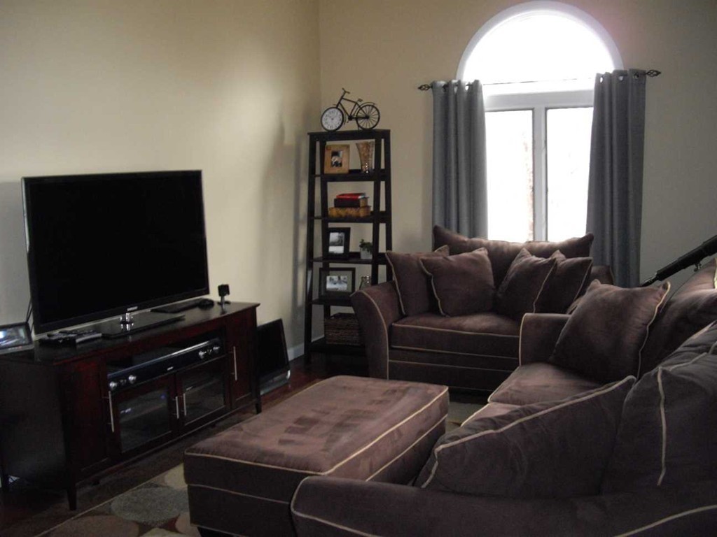 324 Henry Street Fall River, MA 02721 - Photo 14 of 28 Gallery Image 14