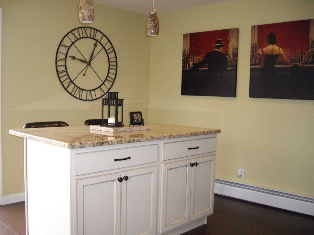 324 Henry Street Fall River, MA 02721 - Photo 9 of 28 Gallery Image 9