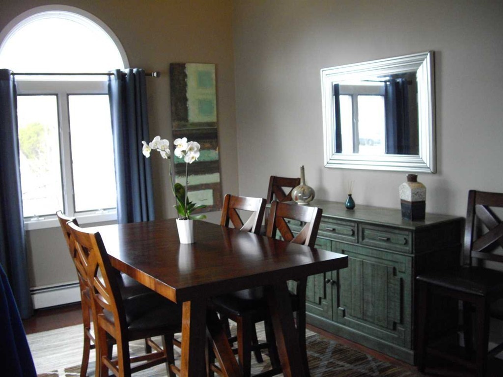 324 Henry Street Fall River, MA 02721 - Photo 10 of 28 Gallery Image 10