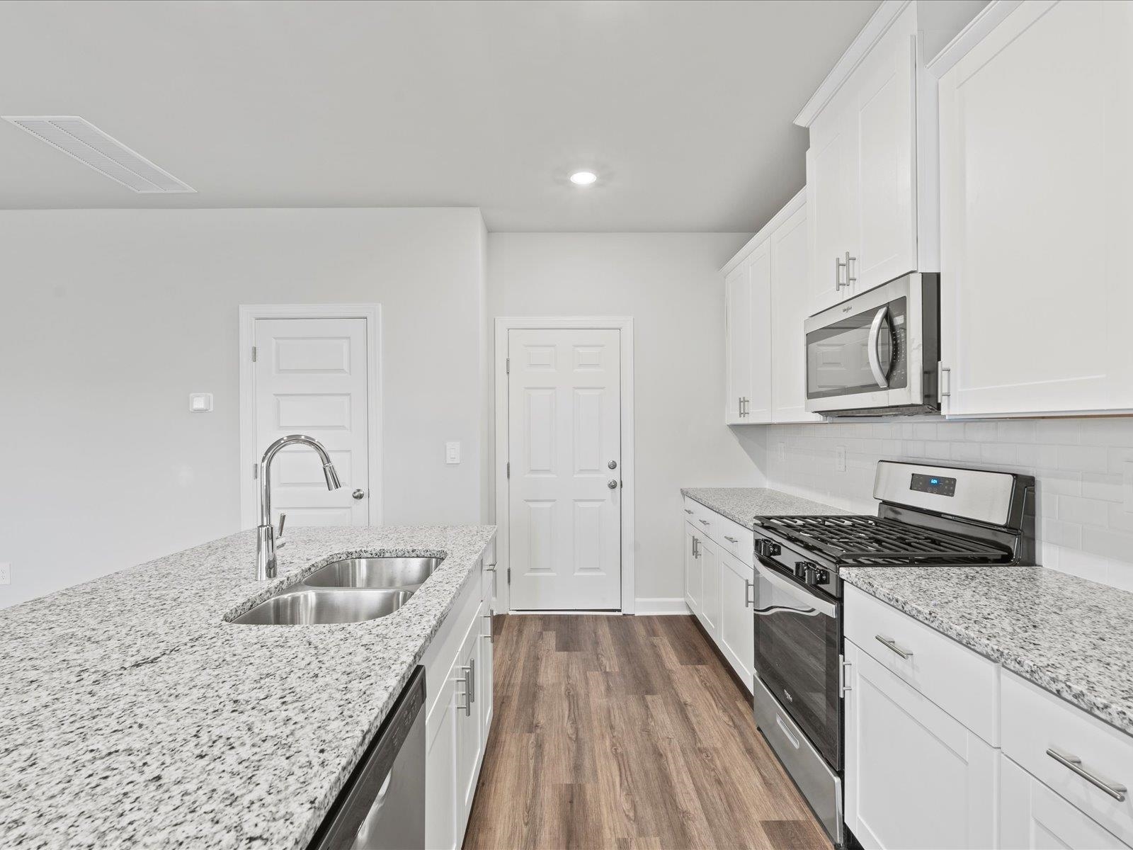 706 Whitebark Drive Pendleton, SC 29670 - Photo 5 of 30