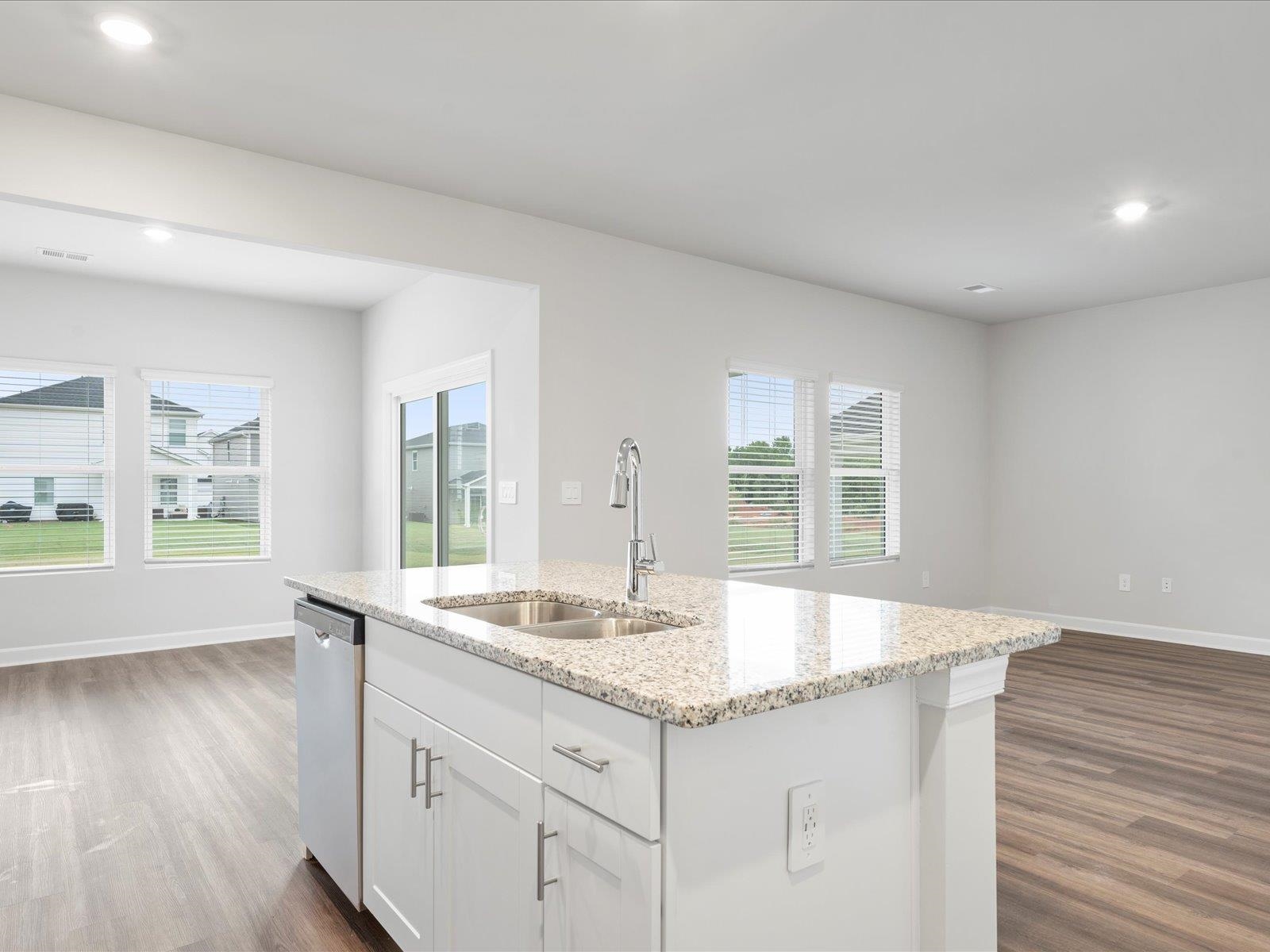 706 Whitebark Drive Pendleton, SC 29670 - Photo 7 of 30