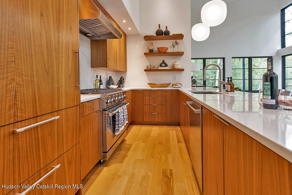 10 Hidden Mountain Lane Stone Ridge, NY 12484 - Photo 15 of 51 Magic Mountain-068