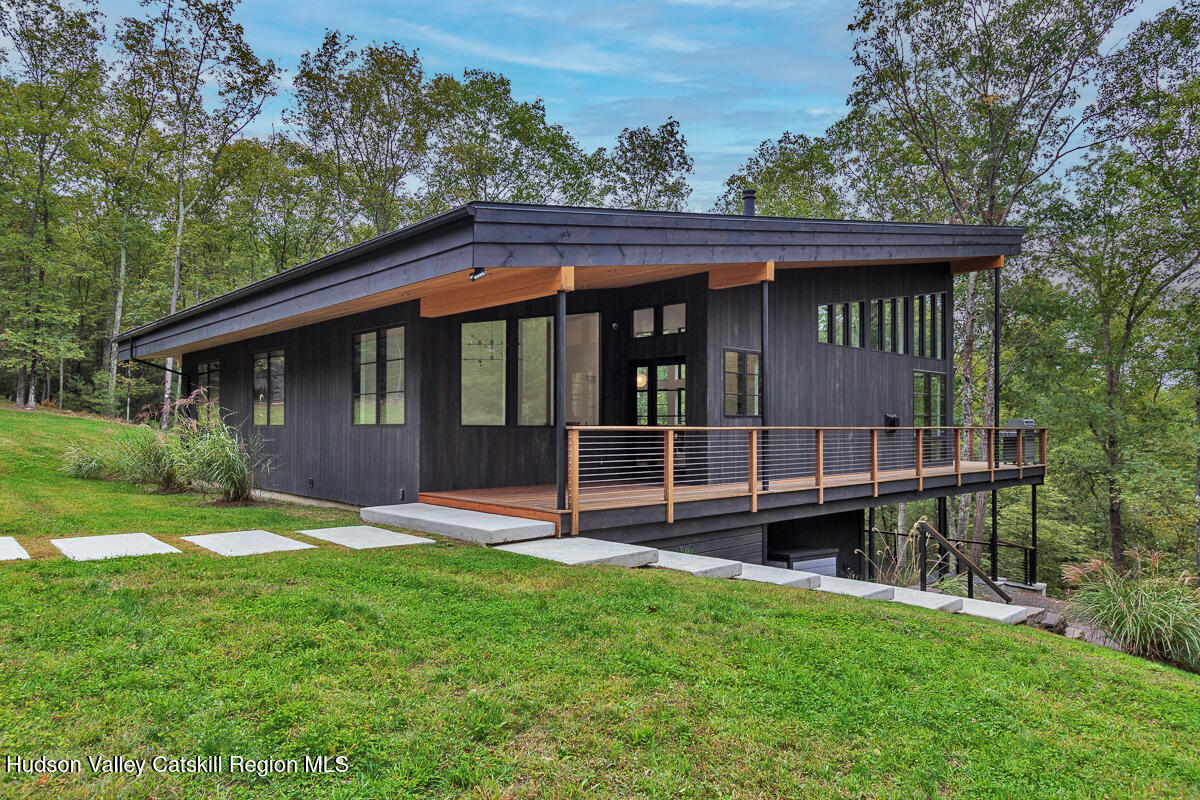 10 Hidden Mountain Lane Stone Ridge, NY 12484 - Photo 2 of 51 Magic Mountain-025 blue