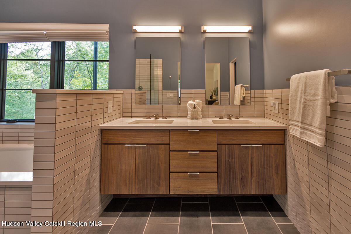 10 Hidden Mountain Lane Stone Ridge, NY 12484 - Photo 23 of 51 Magic Mountain-124