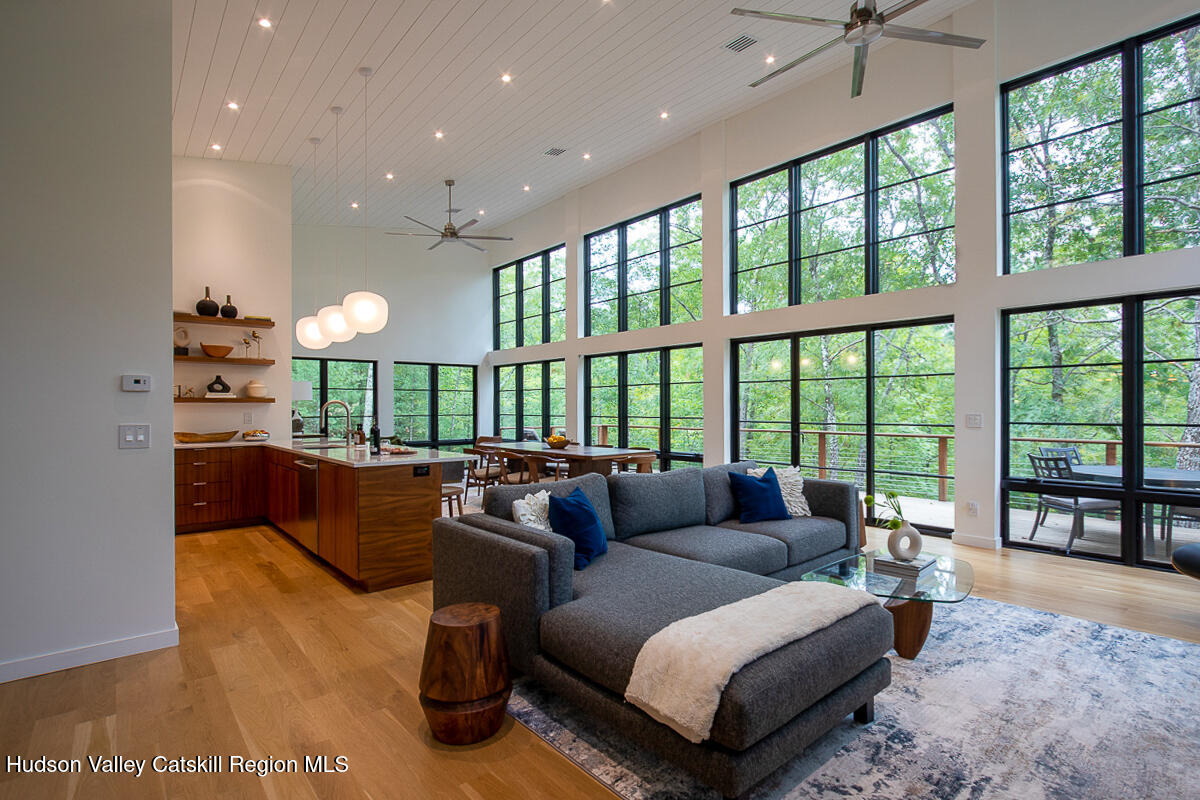 10 Hidden Mountain Lane Stone Ridge, NY 12484 - Photo 8 of 51 Magic Mountain-135