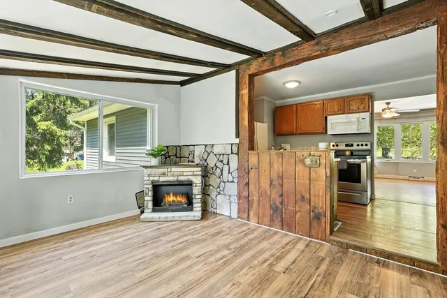 $430,000 | 83 Main Road, Montgomery, MA 01085